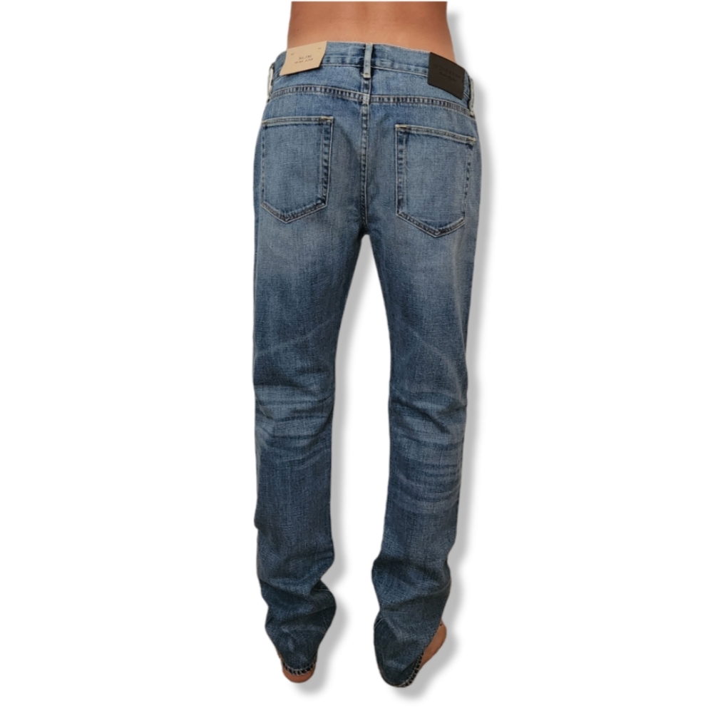 Burberry Men's Slim Fit Washed Jeans 31x32 - Picture 3 of 15